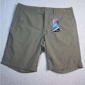 NWT Mountain Hardwear Men’s 36 Tan Castil Casual Shorts 10” Inseam Hiking Travel